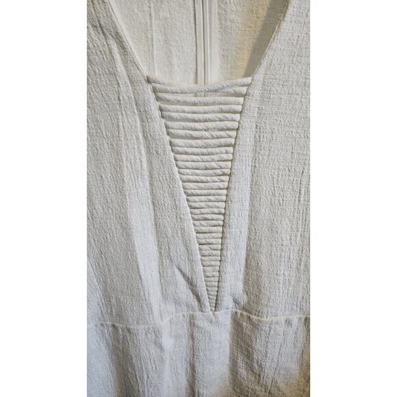 Ministry of Style White Linen Blend Dress SZ 4 Deep V-Neck Cord Detail Fray Hem - Picture 3 of 10